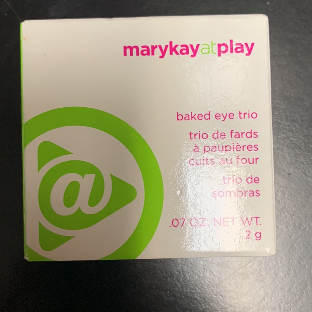 EyeShadow - Picture 3 of 4